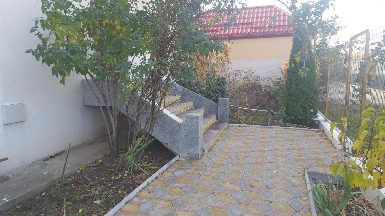 Casa Soarelui Apartment Rosu Exterior photo